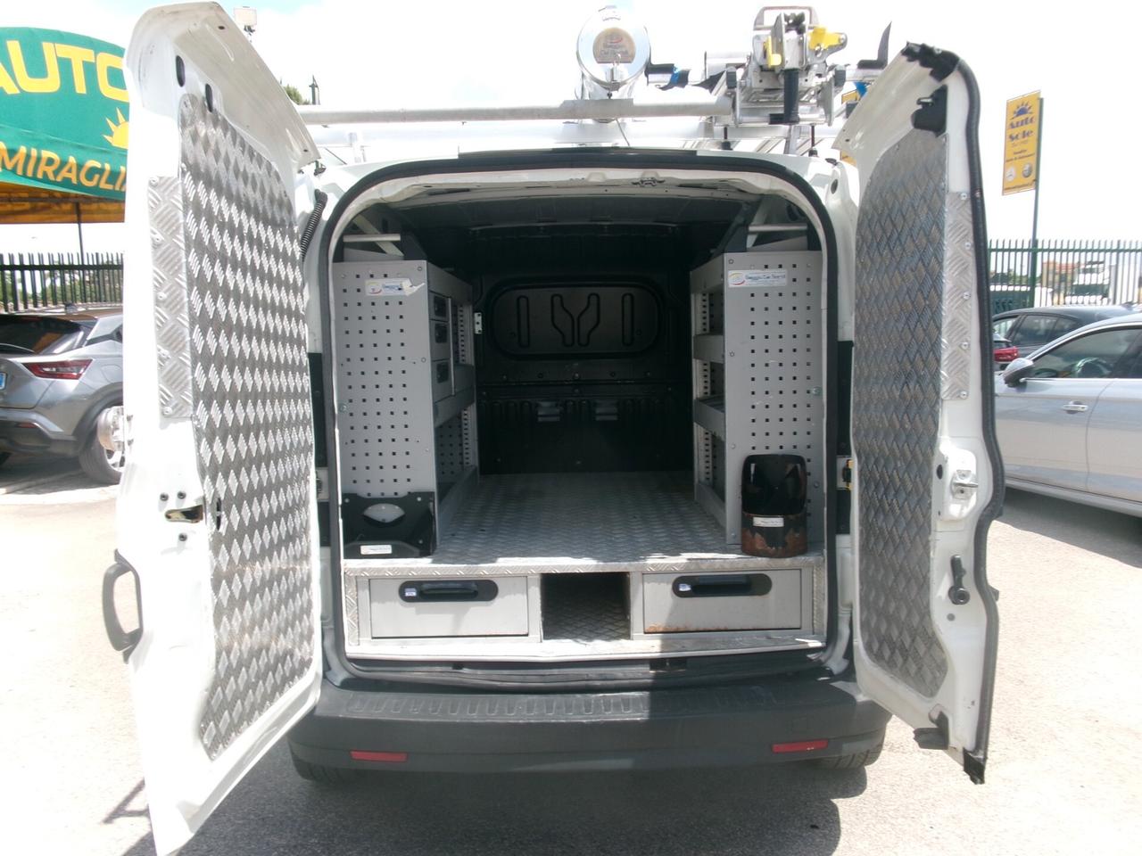 Fiat Doblo DOBLO 1.6 M-JET 105CV E5 FURGONE ALLESTITO SCAFFALATURE, PORTASCALA E PORTATUBI 132000 KM