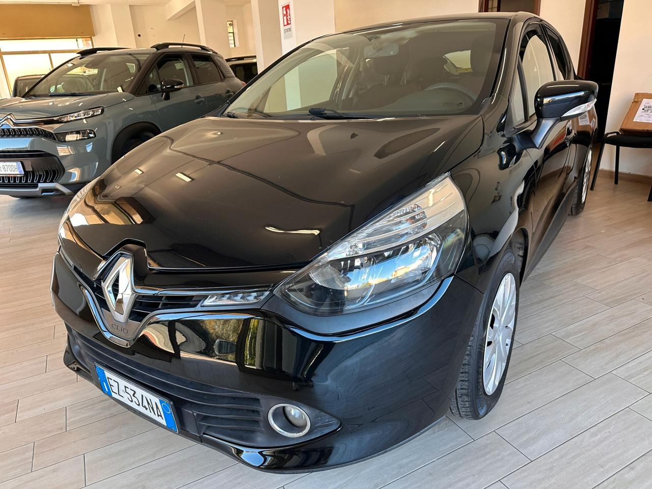 Renault Clio 1.2 75CV 5 porte Wave