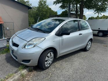 Toyota Yaris 1.0 5 porte Now GPL