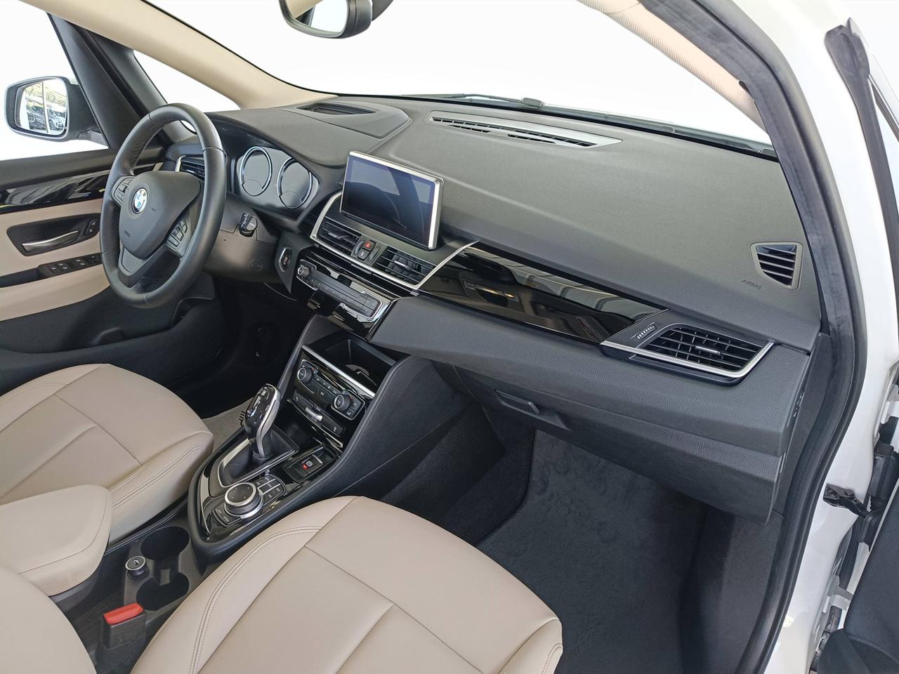 BMW Serie 2 F45 2018 Active Tourer - 216d Active Tourer Advantage auto