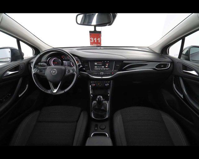 OPEL Astra 1.2 Turbo 110 CV S&S 5 porte Business Elegance