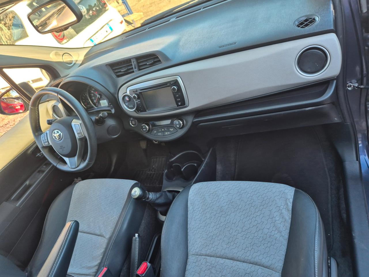 Toyota Yaris 1.4 D-4D 5 porte Lounge