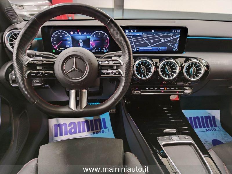 Mercedes-Benz Classe A A 180 d Automatic AMG Line Premium Cambio Automatico
