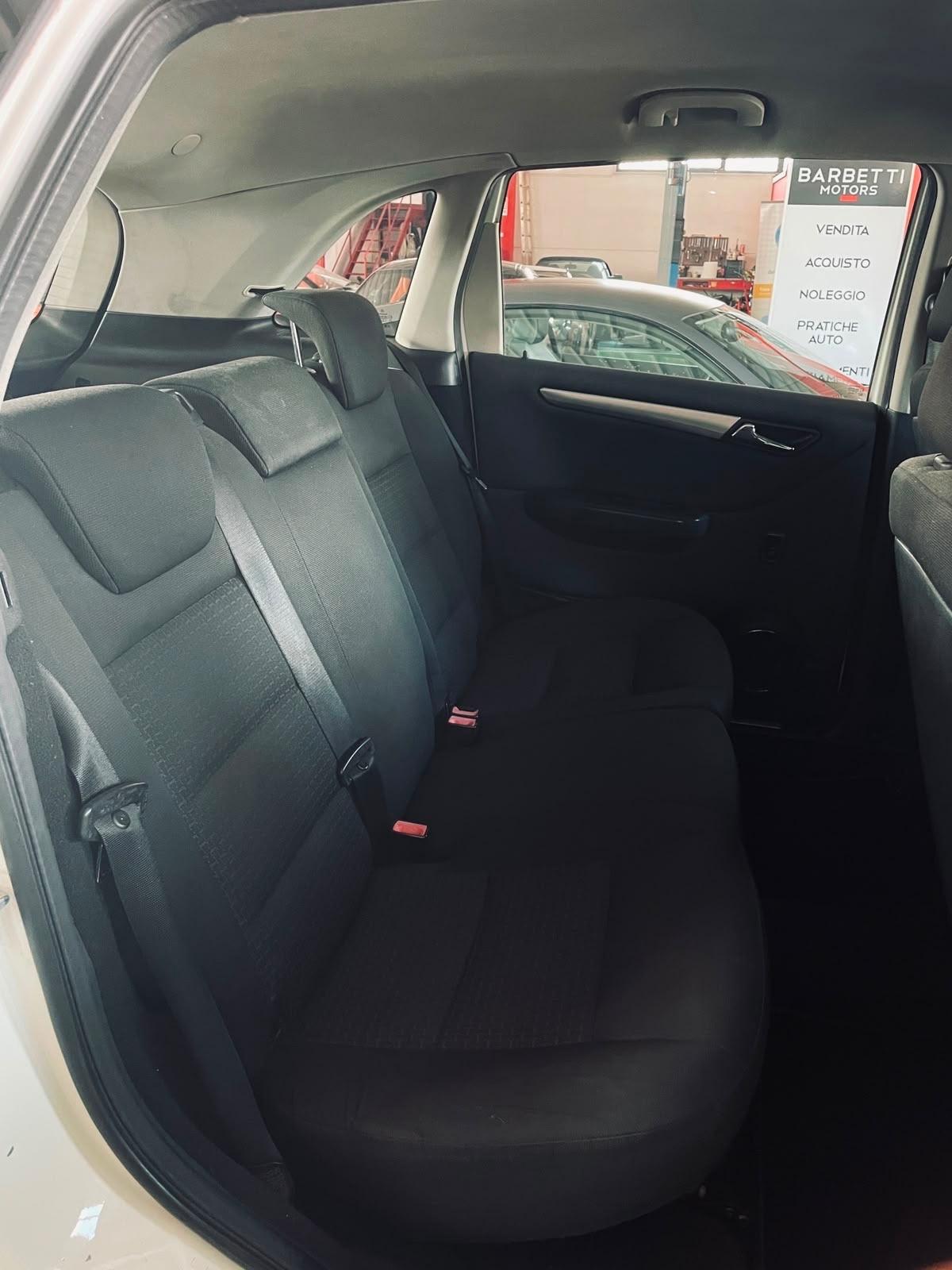 Mercedes-benz B 180 CDI Automatica PERMUTE RATE