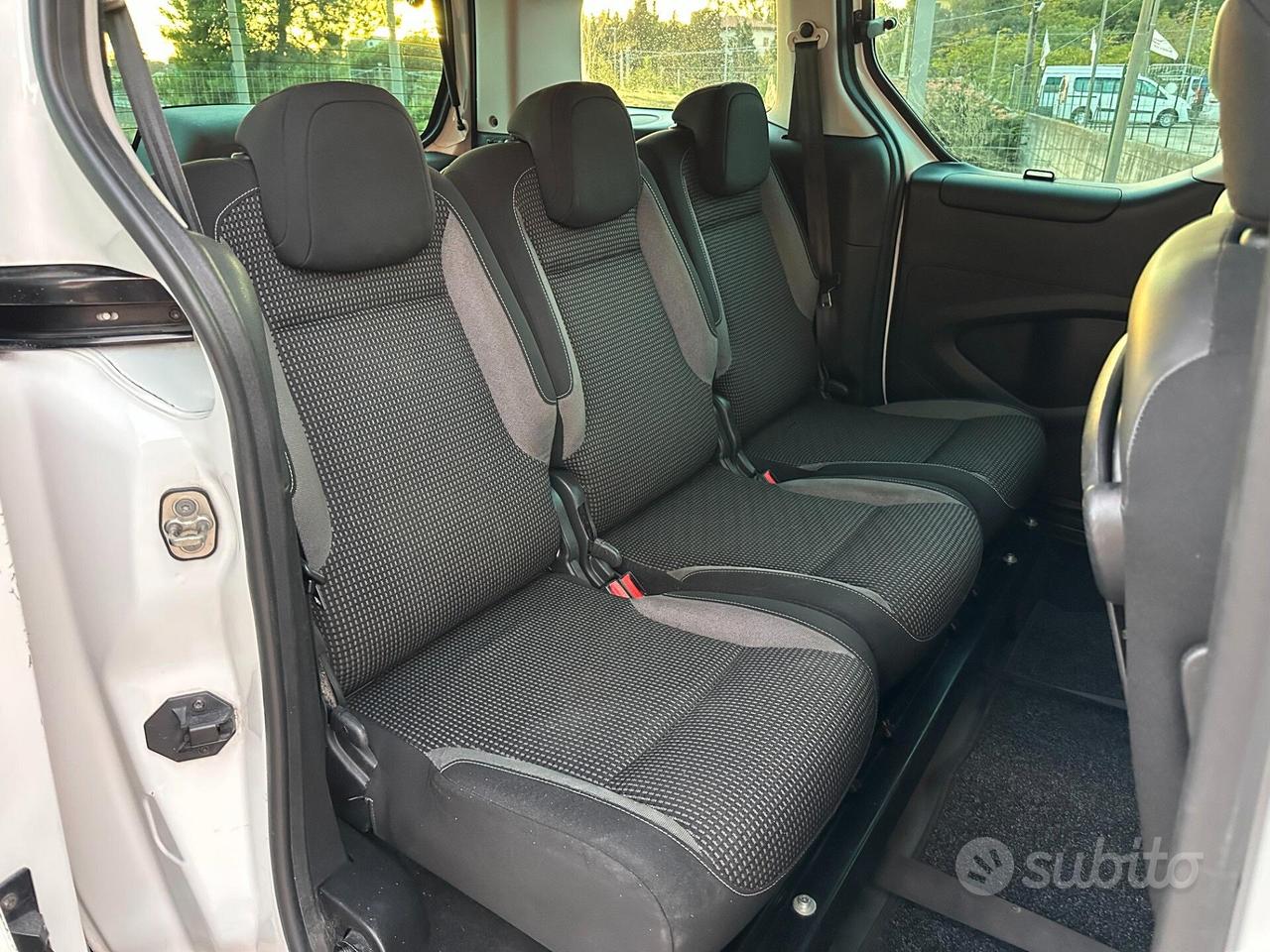 Peugeot Partner 1.6HDi Pianale ribassato Disabili