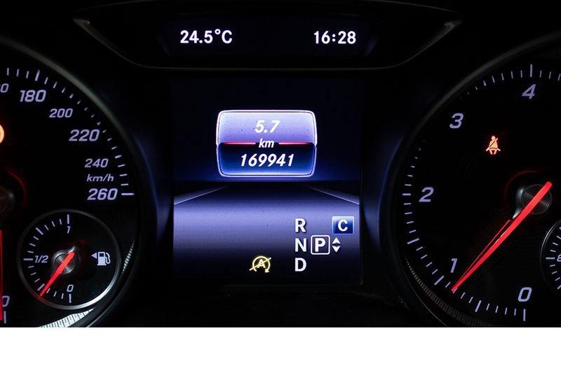 Mercedes-Benz GLA GLA 180 d Automatic Business