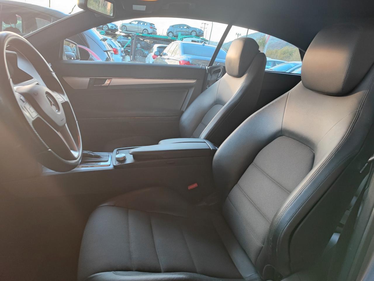 Mercedes-benz E 220 CDI Coupé BlueEFFICIENCY