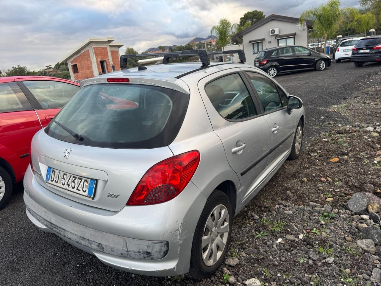 Peugeot 207 1.4 8V 75CV 5p. X Line