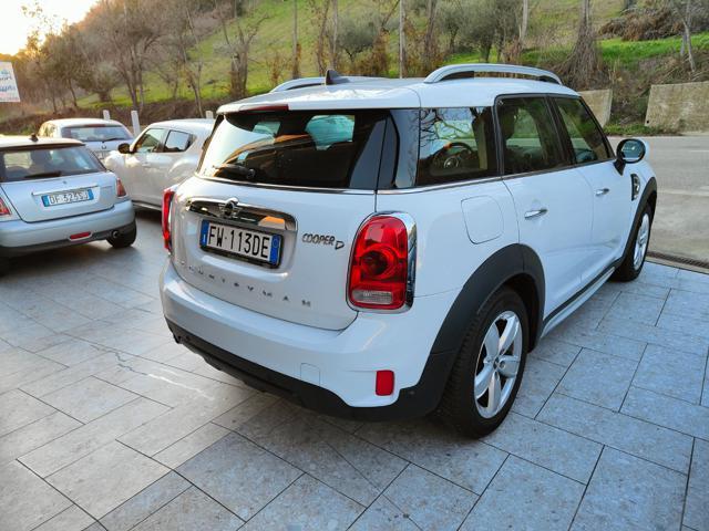 MINI Countryman 2.0 Cooper D 150cv Business AUTOMATICA