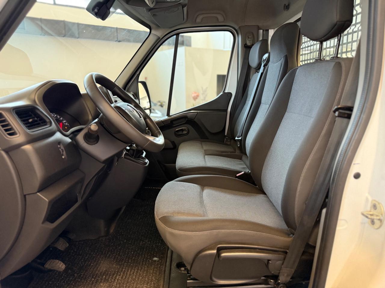 RENAULT MASTER 2.3 dCi T35 130CV Cassone Fisso Gemellato