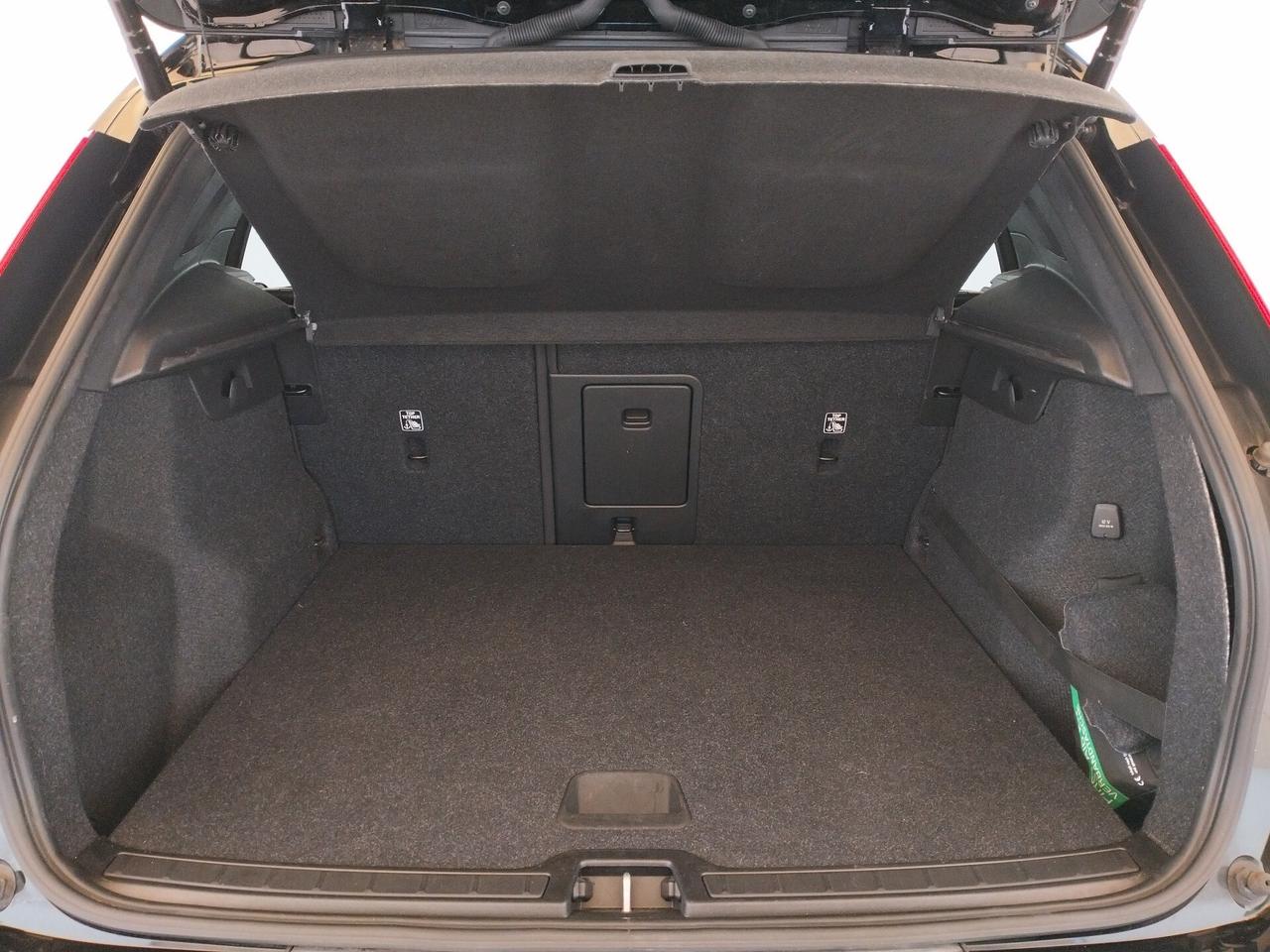 VOLVO XC40 t4 phev Inscription Expression - IVA ESPOSTA