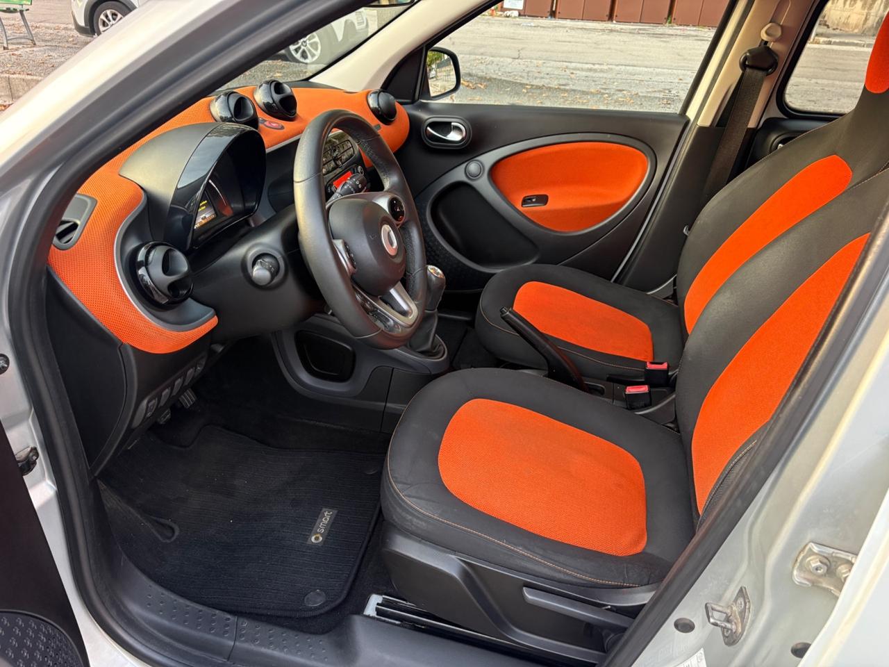 Smart ForFour 1.0 BENZ/GPL*2014”PASSION”