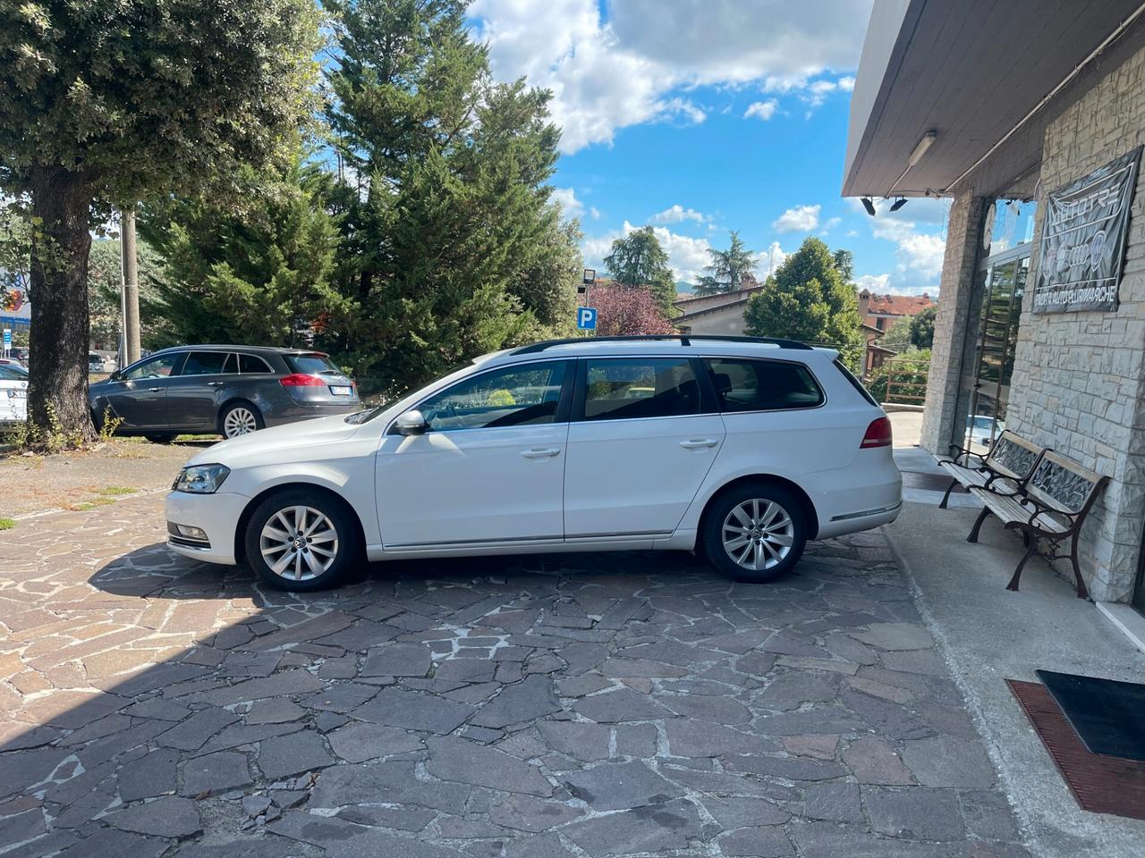 Volkswagen Passat Var. 2.0 TDI DSG High. BM.Tech. NEO PATENTATI