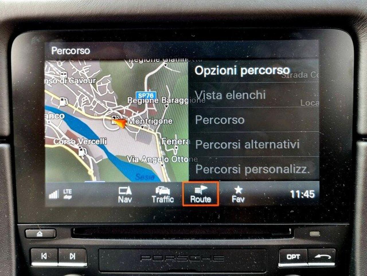 Porsche 718 Cayman GT4 PDK