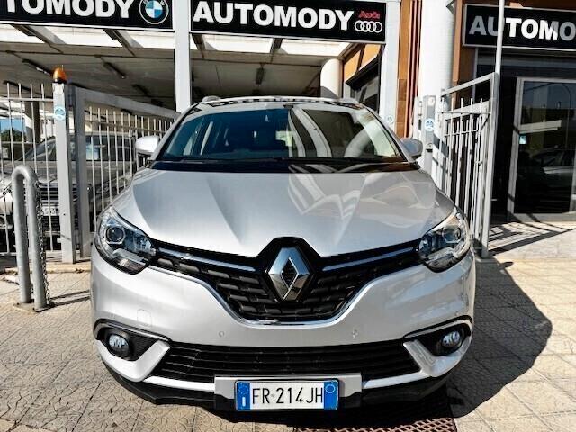 Renault Grand Scenic dCi 8V 110 CV EDC Energy Sport Edition2