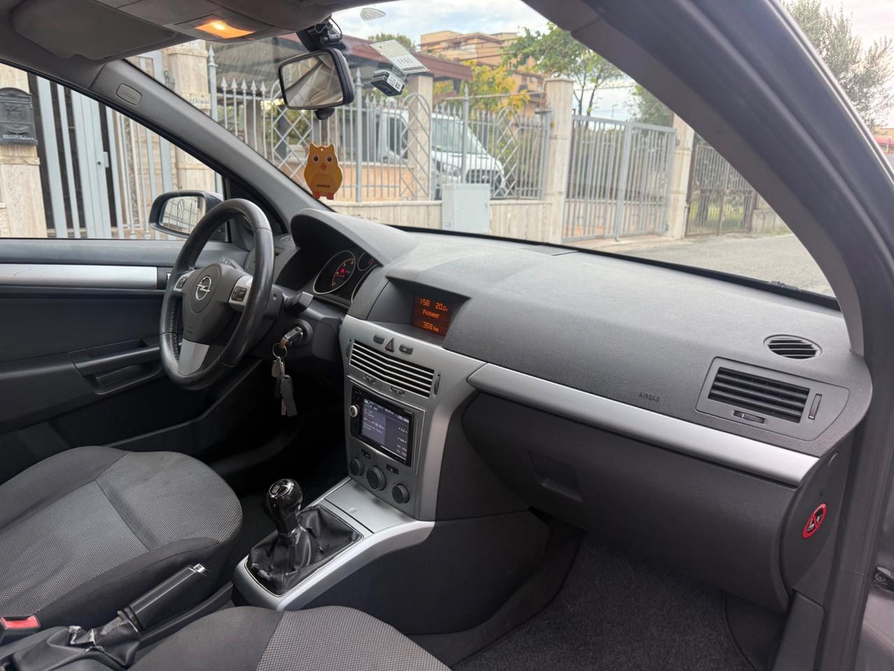 Opel Astra 1.7 CDTI 110CV 5 porte