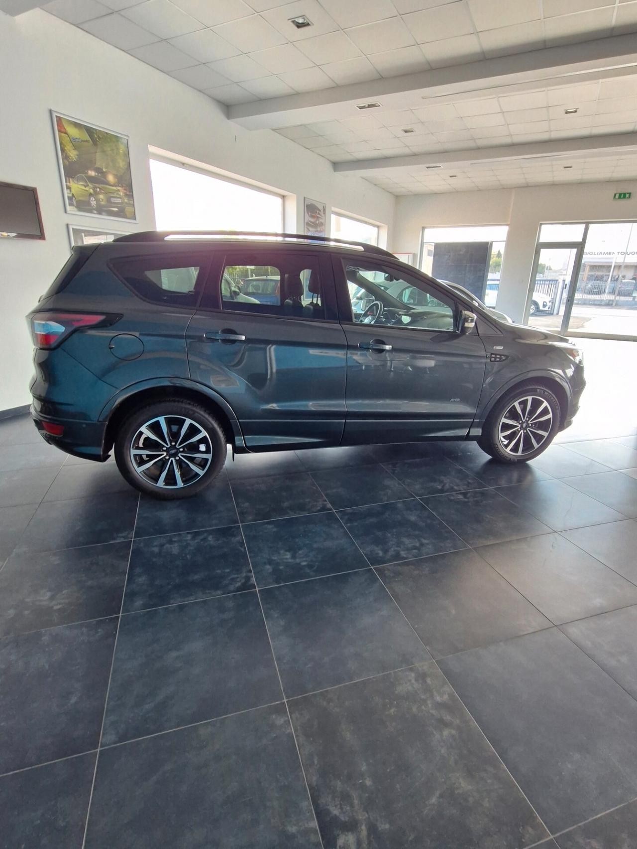 Ford Kuga 2.0 TDCI 150 CV S&S 4WD Powershift ST-Line