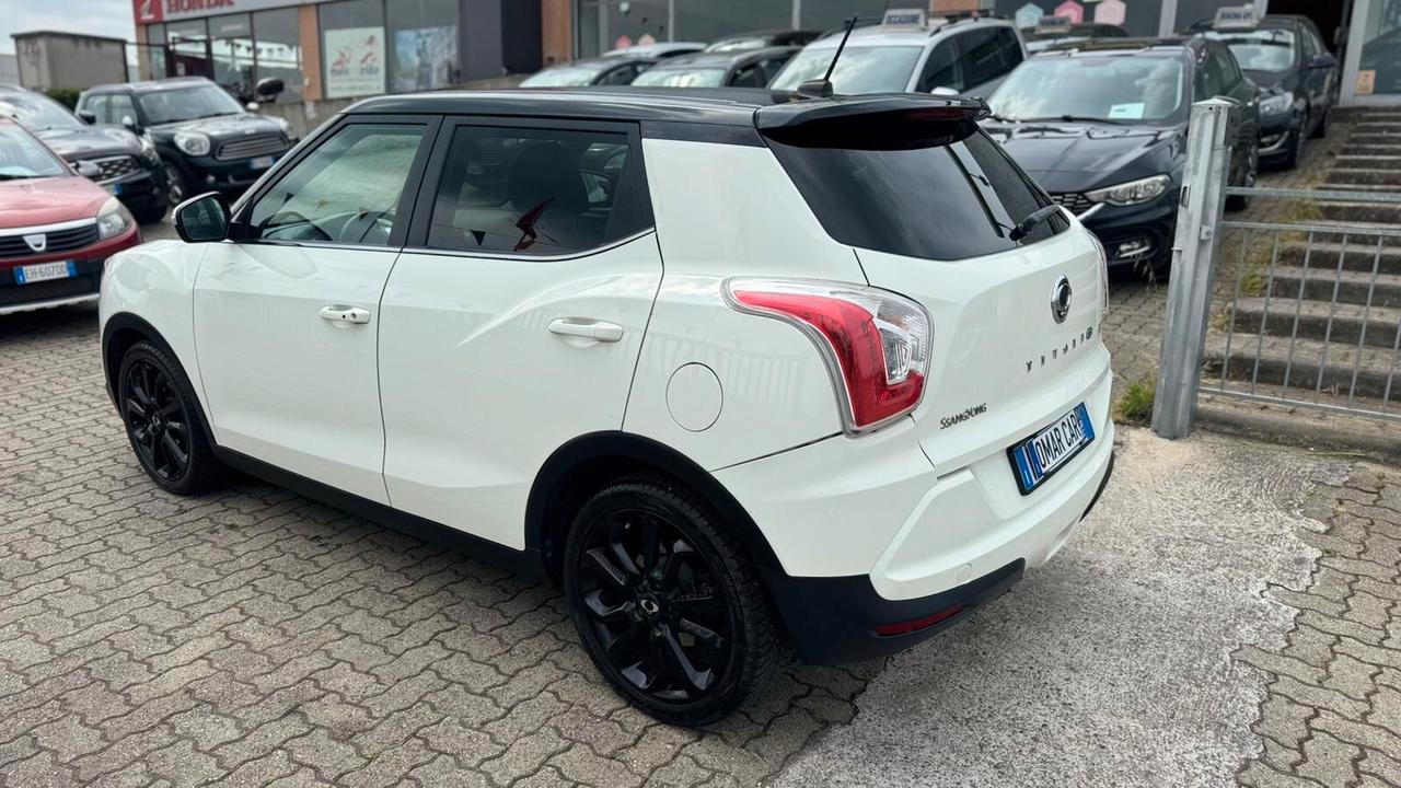 Ssangyong Tivoli 1.6d 2016 AUTOMATICA NEOP.