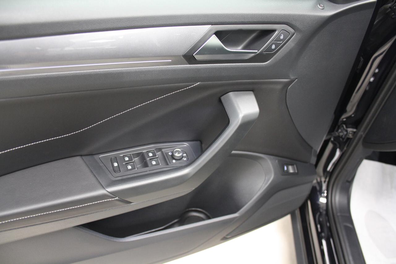 VOLKSWAGEN T-ROC 2.0 TDI 116CV BLACK *2023