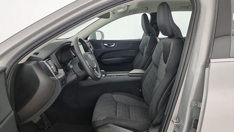 Volvo XC60 B4 D AWD automatico Core