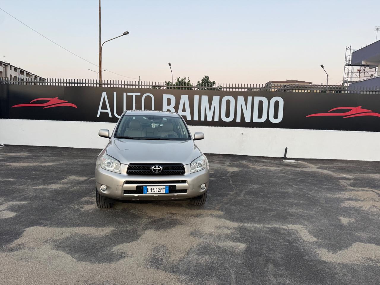 Toyota RAV 4 2.0 Benzina 152 Cv Automatica