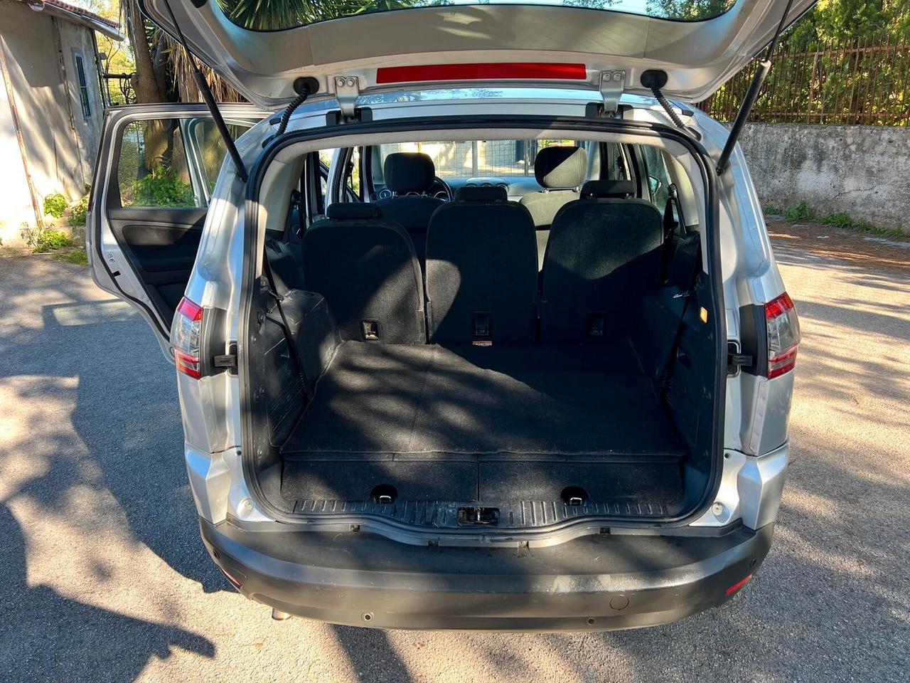 FORD S-MAX 2.0 TDCI 7p Titanium - 2012