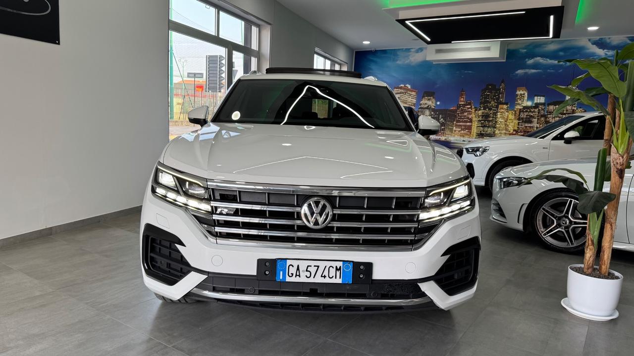 Volkswagen Touareg 3.0 V6 TDI SCR R-Line