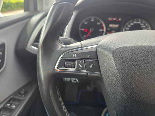 SEAT Leon 1.6 TDI 115 CV ST Style LED Navi ACC Radar SensPAR