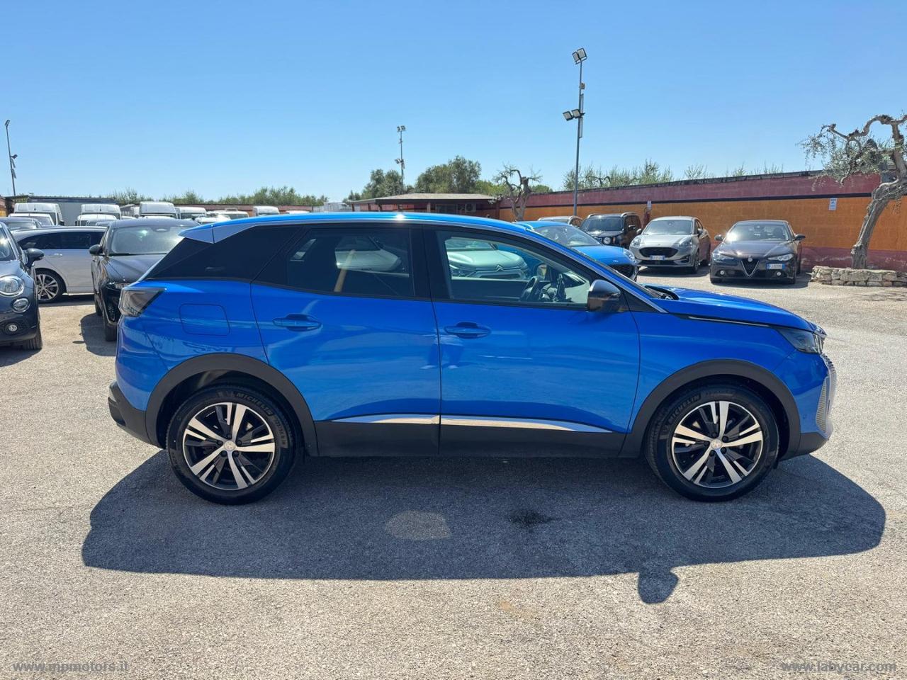 PEUGEOT 3008 ALLURE EAT8 1.5 BLUEHDI 130CV AUTOMATICA