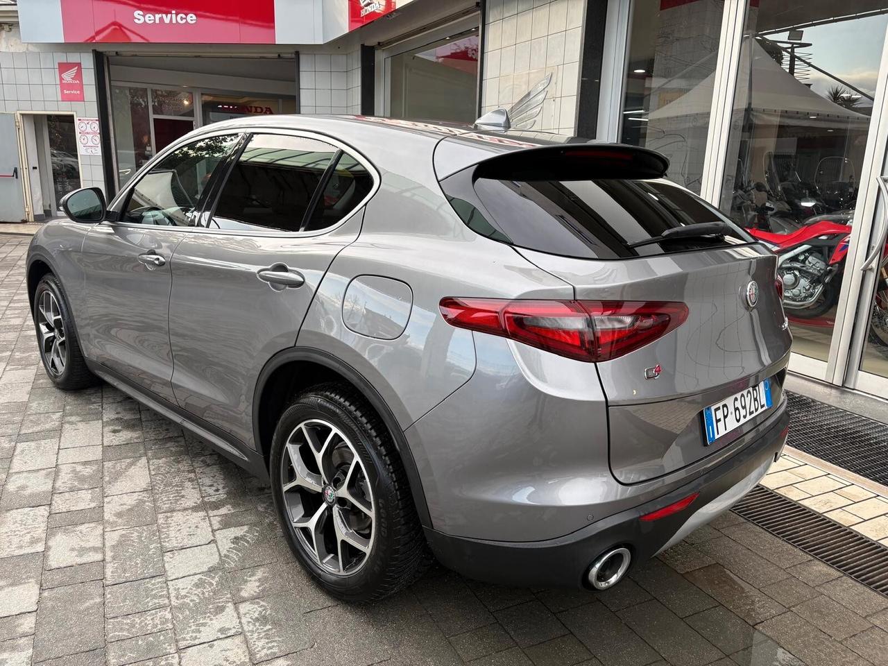 Alfa Romeo Stelvio 2.2 Turbodiesel 210 CV AT8 Q4 Executive