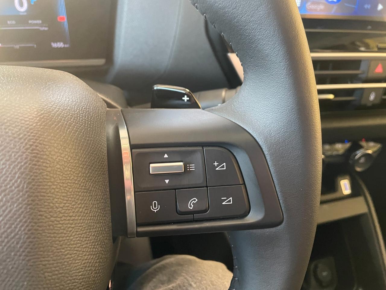 Citroen C4 Hybrid 136 e-DCS6 Plus PROMO