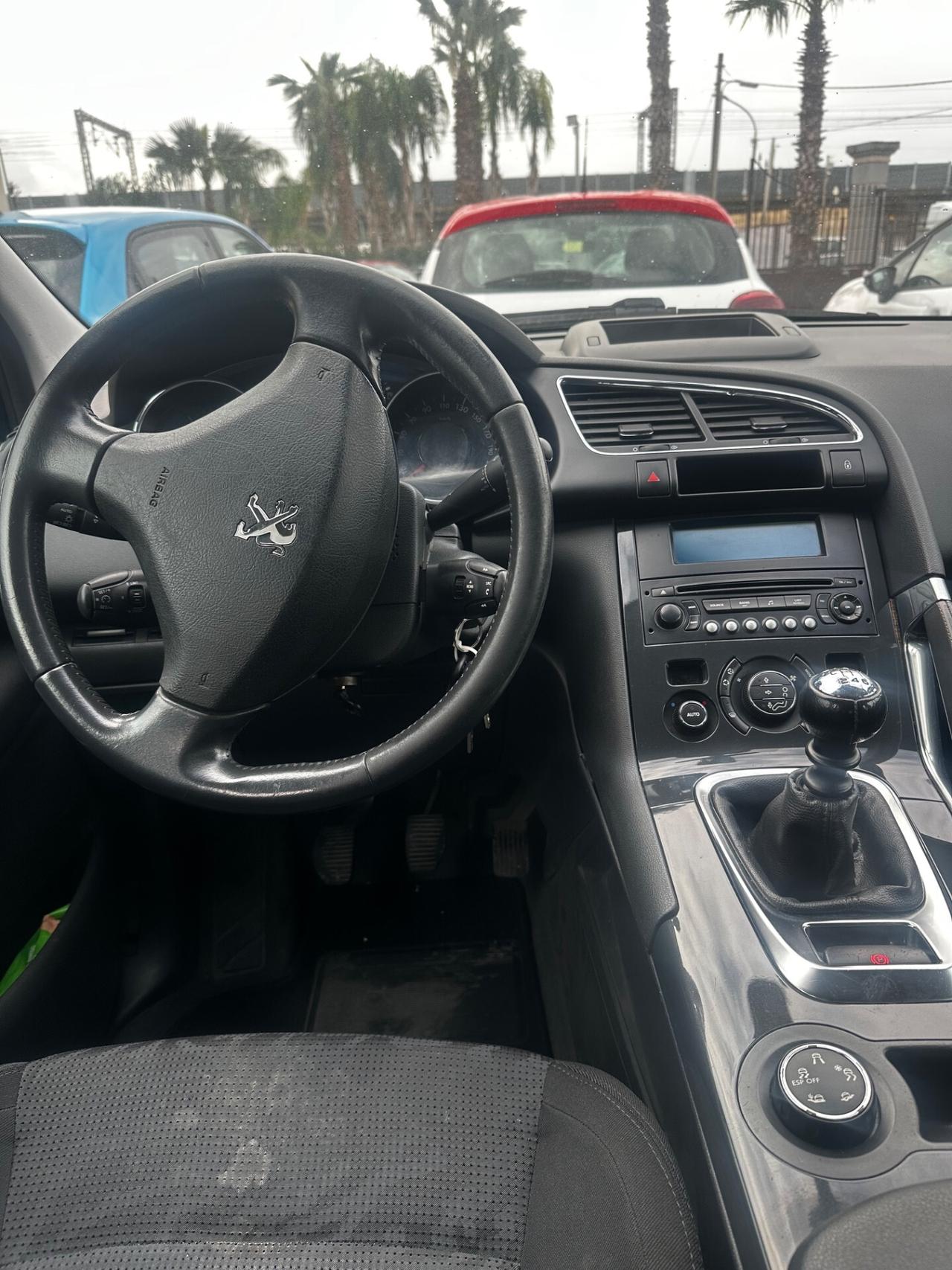 Peugeot 3008 1.6 HDi 112CV Allure