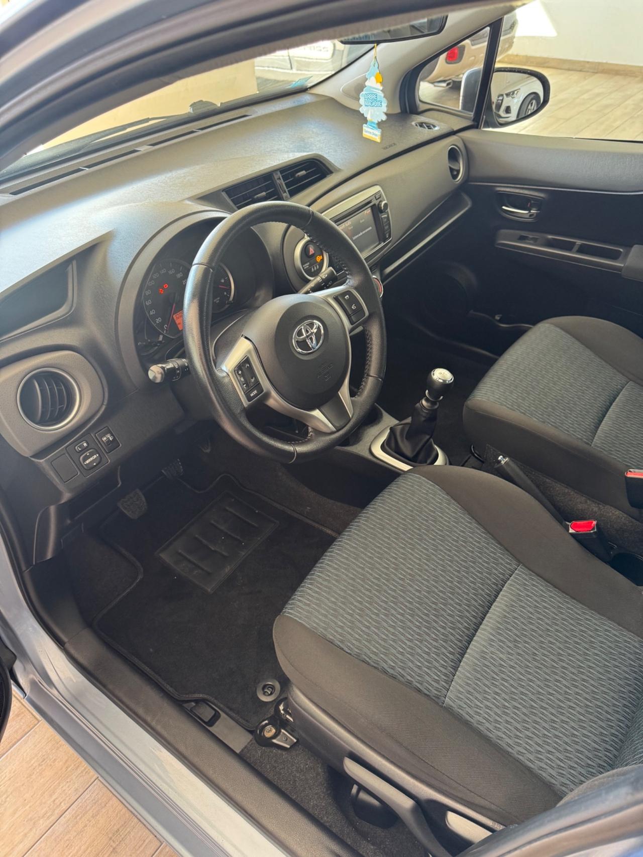 Toyota Yaris 1.4 D-4D 5 porte Lounge