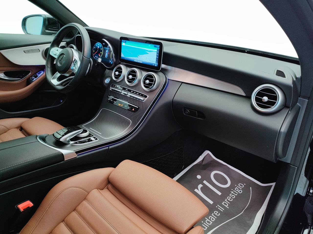 Mercedes-Benz Classe C-C205 2018 Coupe - C Coupe 220 d Premium 4matic auto