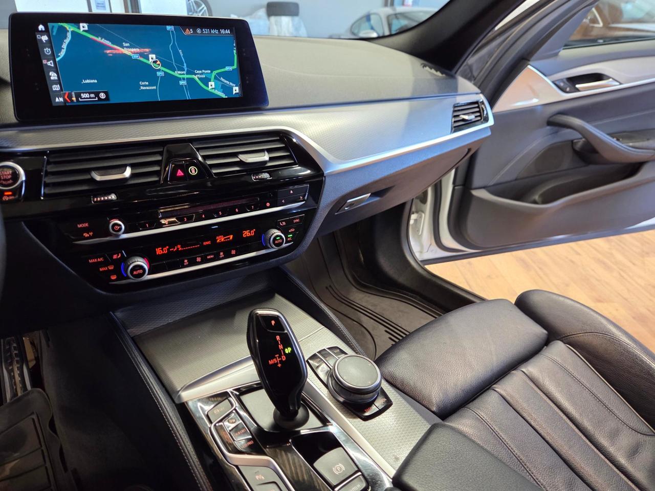 BMW 530 530 D XDRIVE TOURING MSPORT