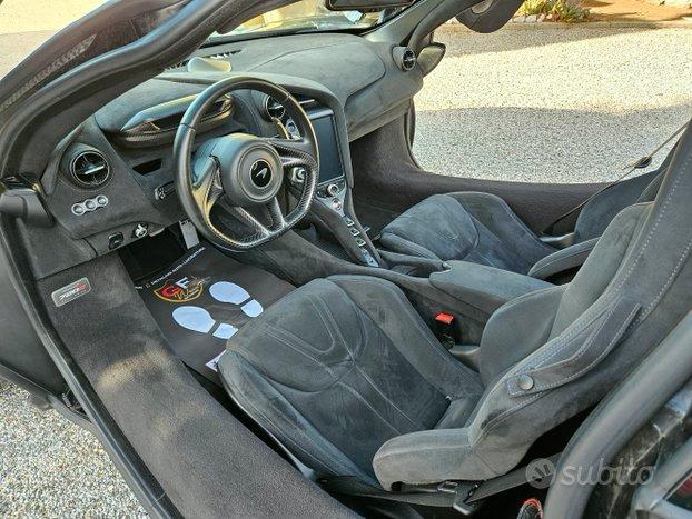 Mclaren 720s Performance Iva Esposta