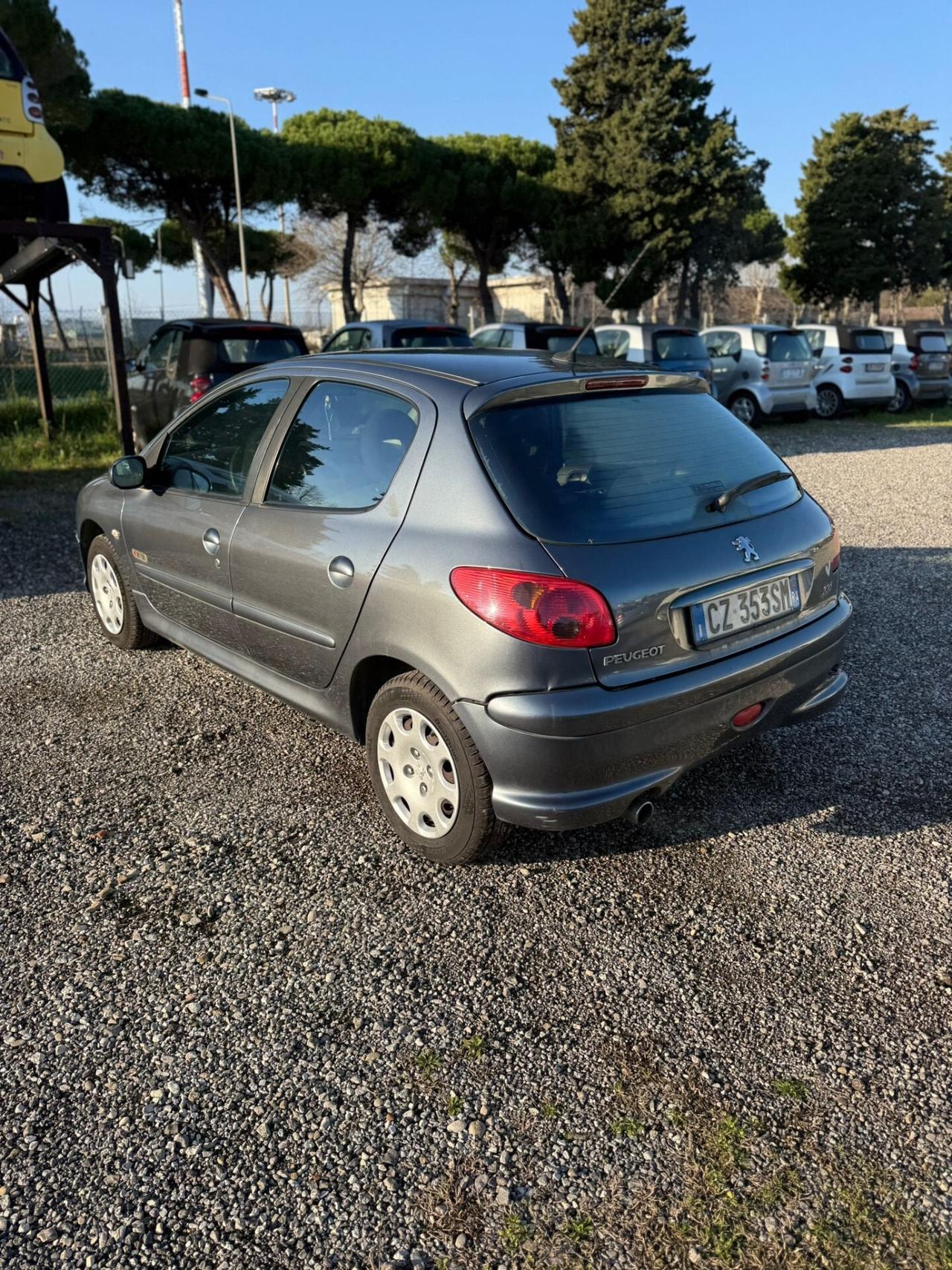 Peugeot 206 1.4 5p. Enfant Terrible