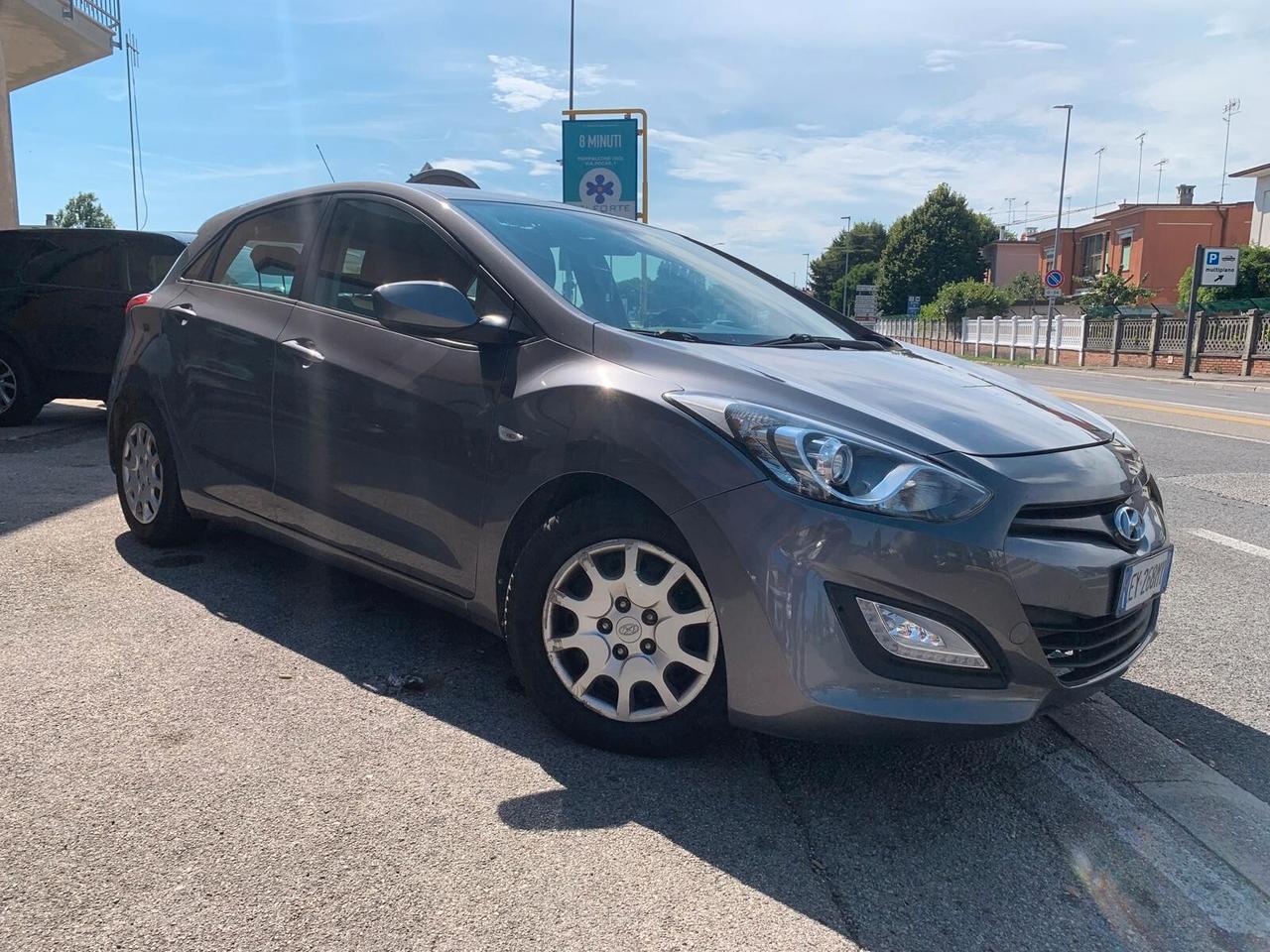 Hyundai i30 1.6 CRDi 5p. Comfort Neopat.