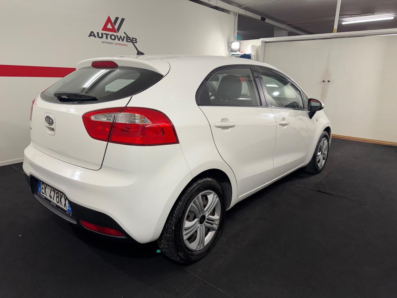 Kia Rio 1.2 CVVT 5p. * NEOPATENTATI* * REGALO SPECIALE DA AUTOWEB *