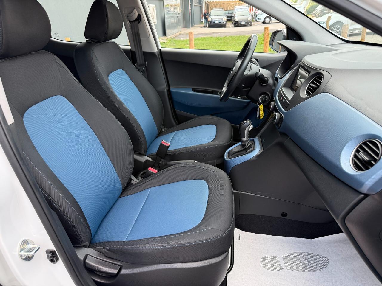Hyundai i10 1.2 MPI Sound Edition A/T