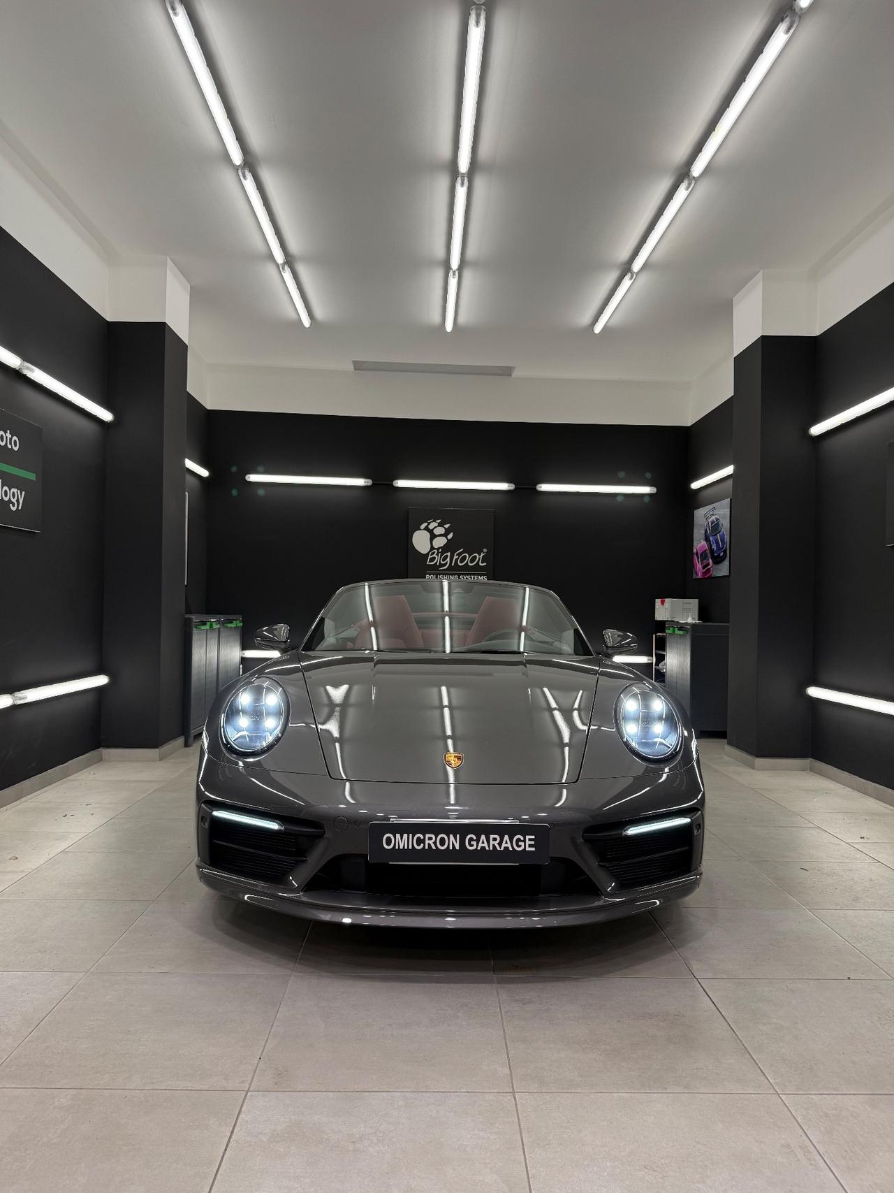 Porsche 911 992 Carrera 4S Cabriolet