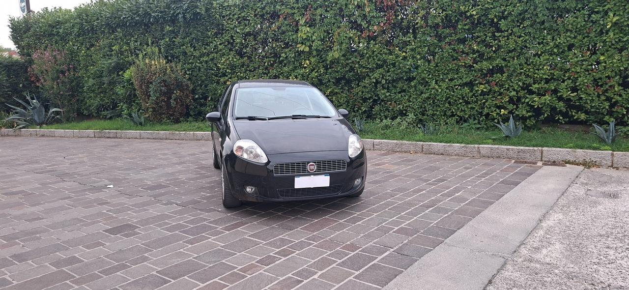 GRANDE PUNTO 1.4 GPL IDEALE X NEOPATENTATI