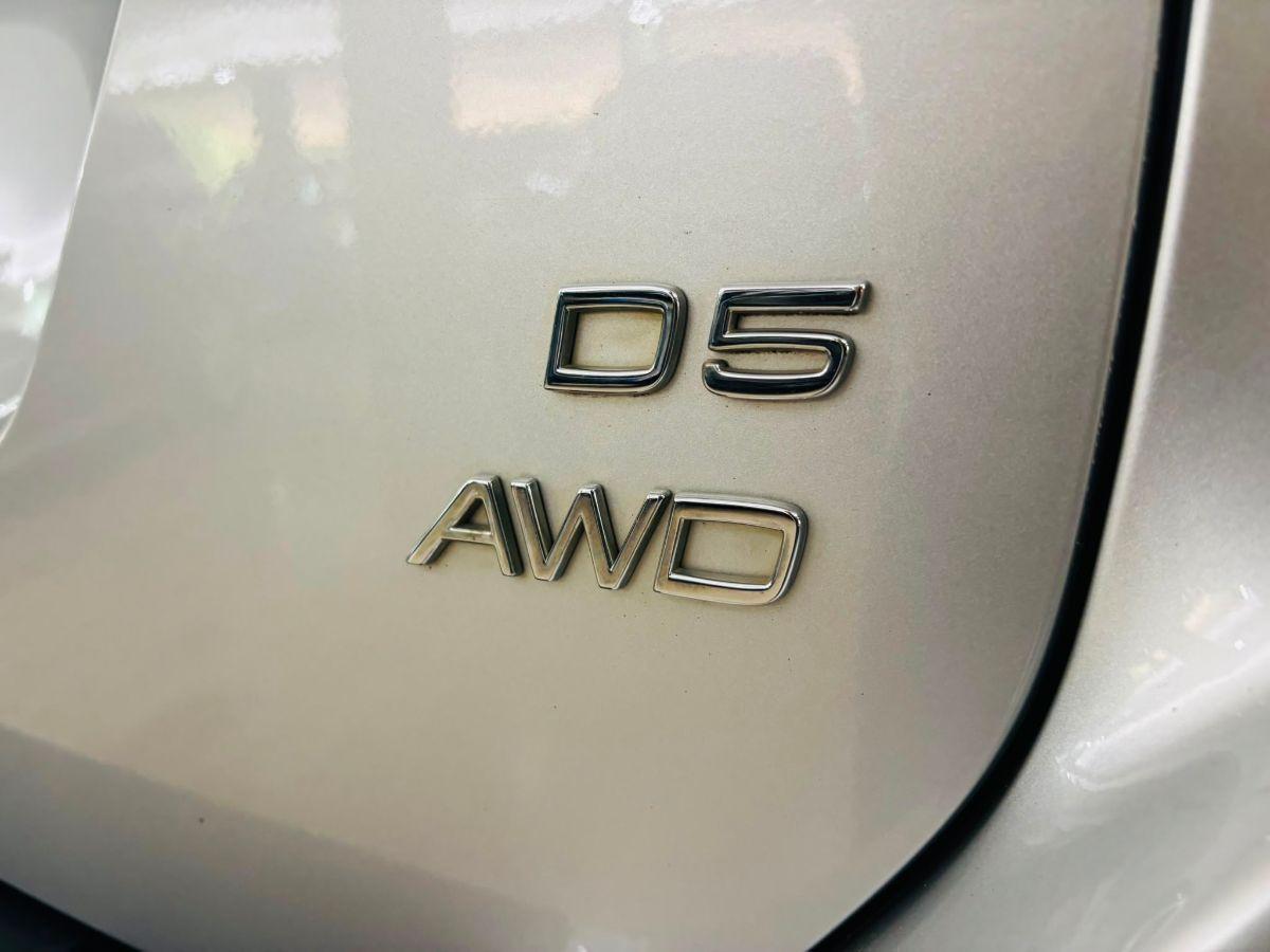 Volvo XC60 2.4 D5 Automatica AWD Tetto Summum