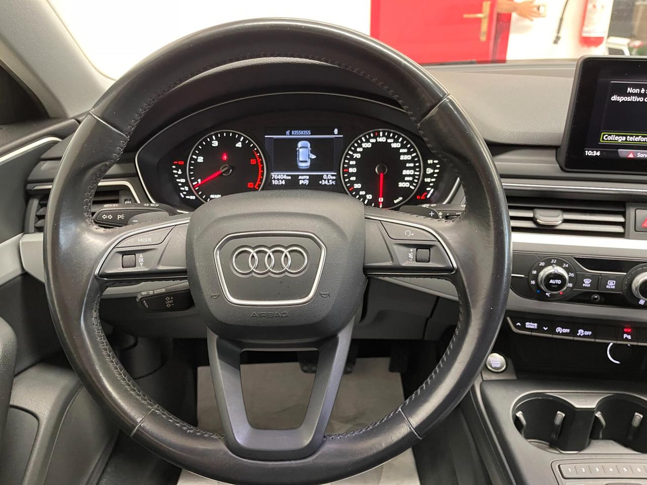 Audi A4 Avant Sport 35 2.0 TDI 150cv s-tronic-LEGGI SOTTO