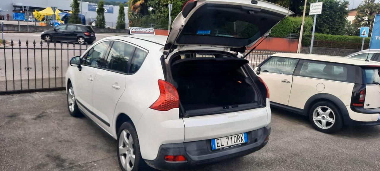 Peugeot 3008 1.6 HDi 112CV Access