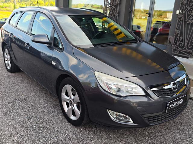 OPEL Astra 1.7 CDTI 110CV Sports Tourer Cosmo