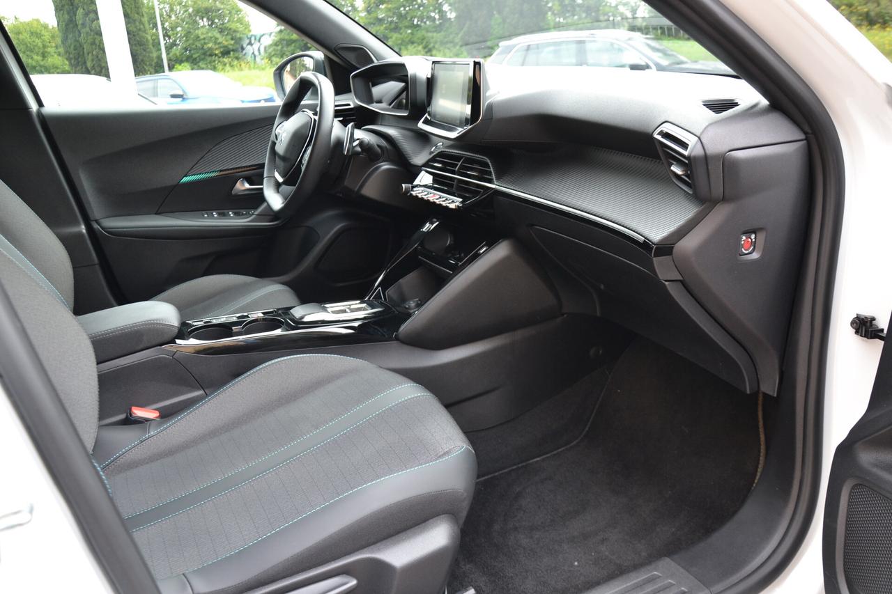 Peugeot 2008 1.5 HDi 130CV ALLURE AUTOM. **PREZZO REALE**