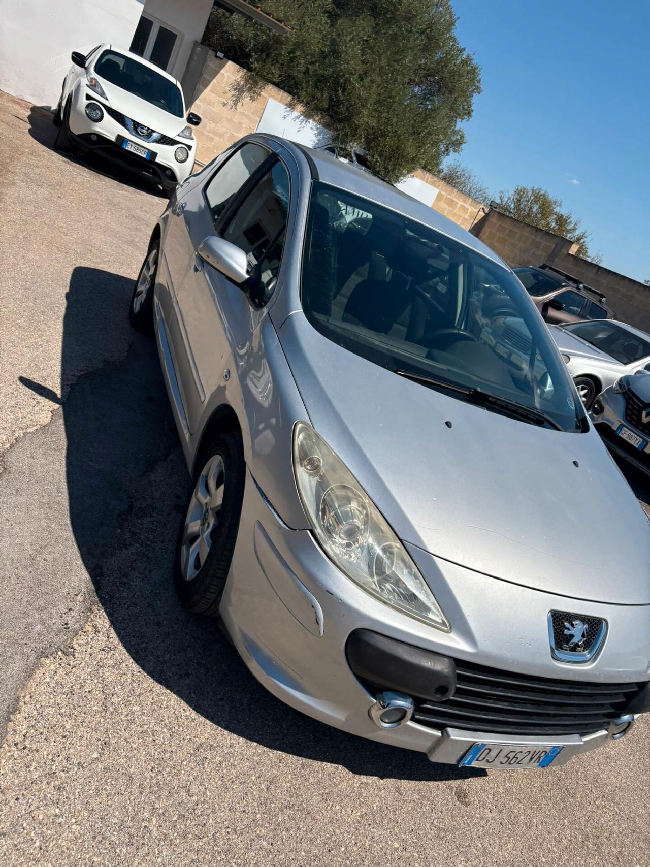 Peugeot 207 1.4 HDi 70CV 5p. X Line