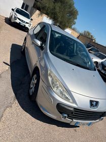 Peugeot 207 1.4 HDi 70CV 5p. X Line