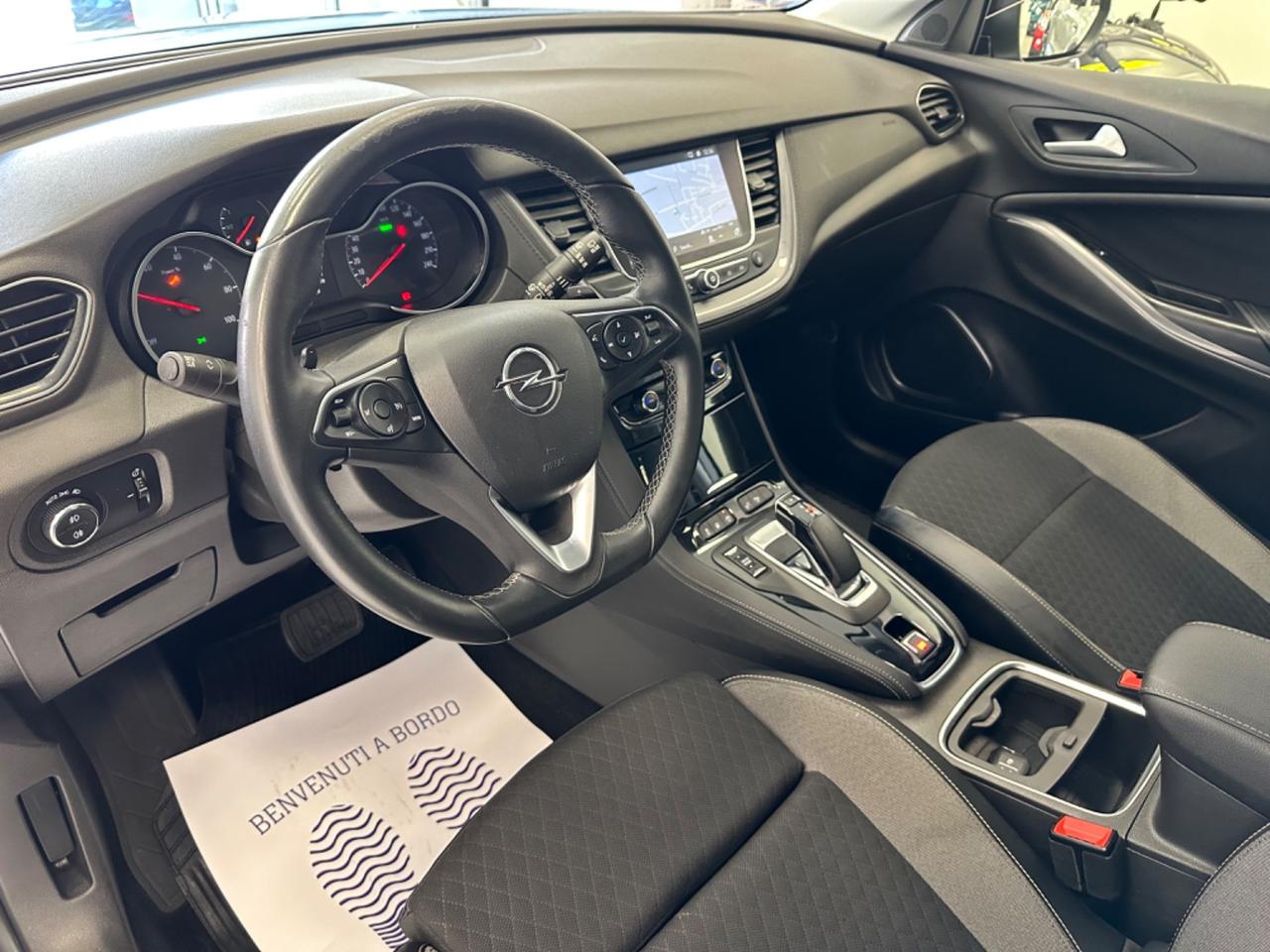 Opel Grandland X 1.6 Hybrid4 Plug-in aut. AWD